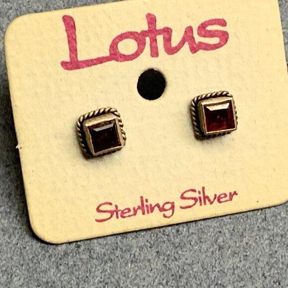 Lotus Stud Pierced Earrings Gold Sterling Silver Red Rhinestone Square Rope BoHo - Picture 2 of 4